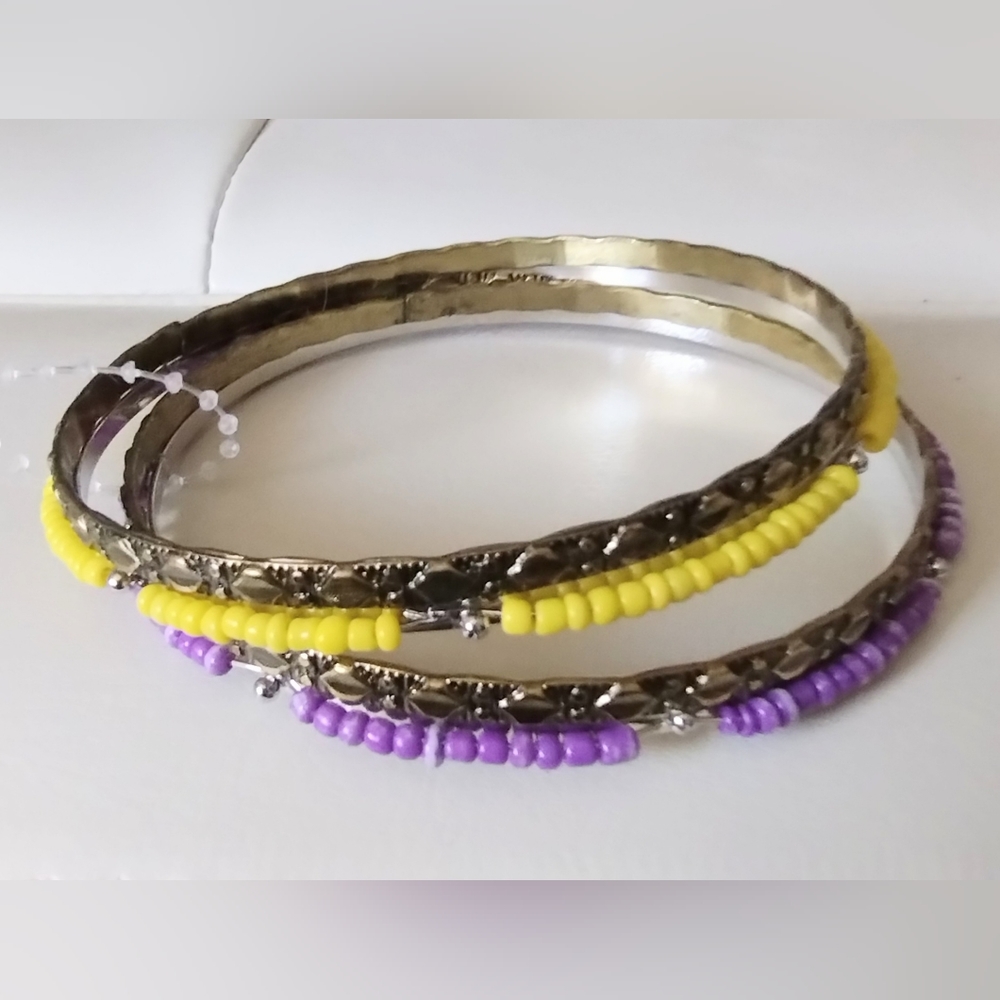 New Beaded Bangle Bracelet Set (4 Bracelets) Yellow and Purple